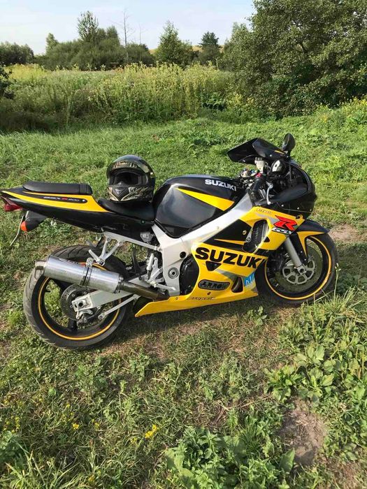 Продаю мотоцикл SUZUKI