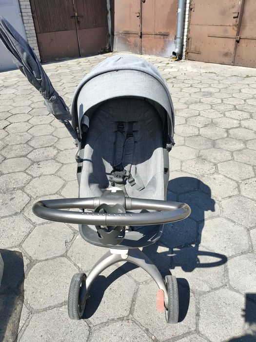 Stokke v4 2w1 kubek spacerówka gondola szary Grey melange