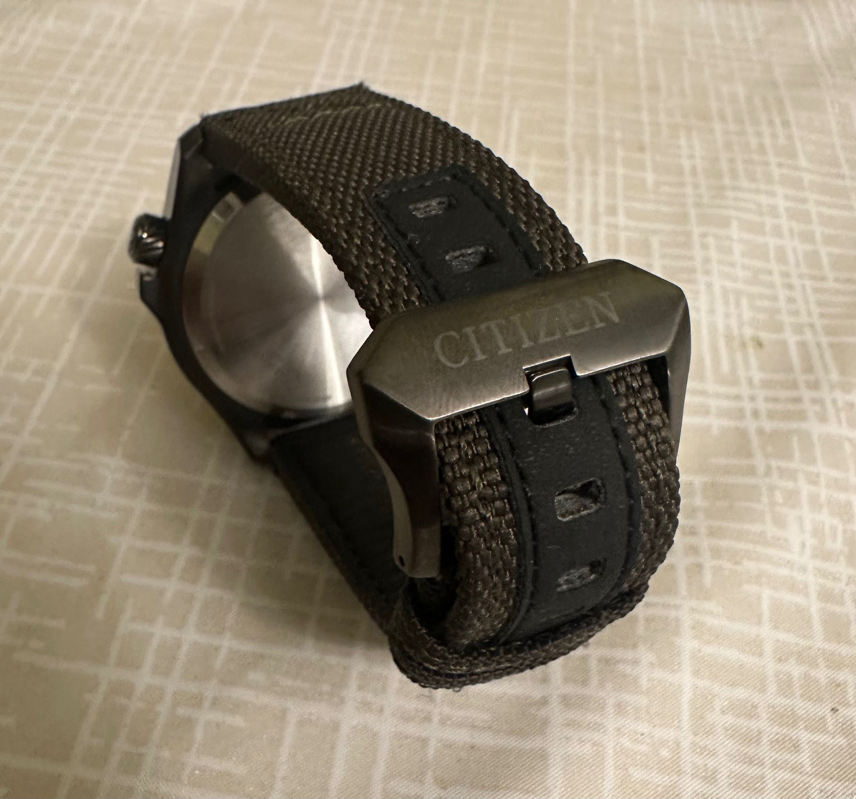Citizen JV1005-02W Promaster