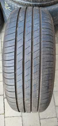 Opona 215/55R17 Goodyear Efficientgrip Performance 94V 2019 jak nowa