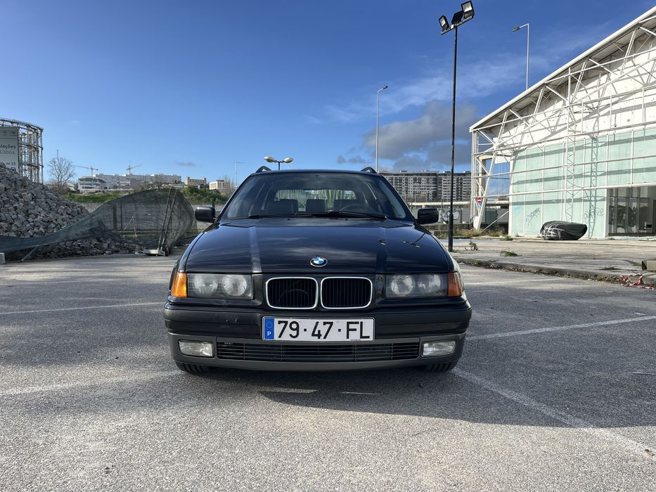 BMW 320i Touring E36 - 6 Cilindros
