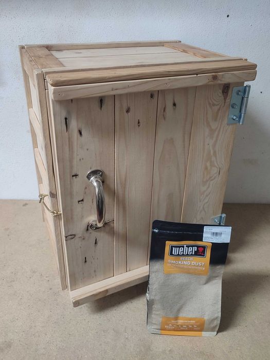 Defumador a frio, ideal para queijos e enchidos