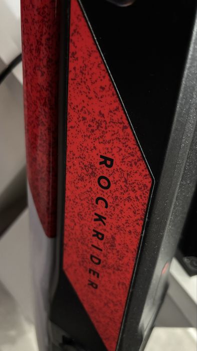 Bicicleta eletrica como nova