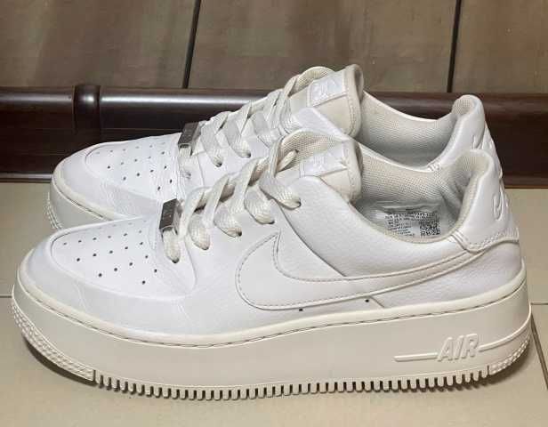 Кроссовки Nike Air Force 1 Sage Low р-р EUR-38,5/38-24,5 см.