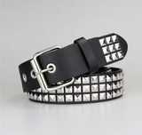 Czarny pasek punk z ćwiekami 105 cm – rockowy styl, metalowa klamra