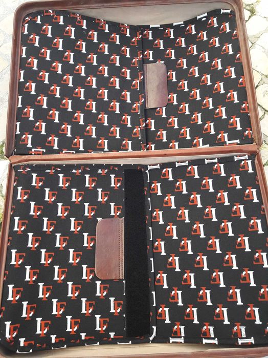 Mala de cabedal decoração