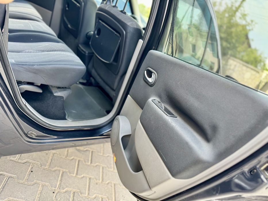 Продам renault scenic 2.0 avtomat