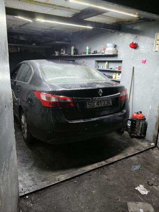 Renault latitude na części