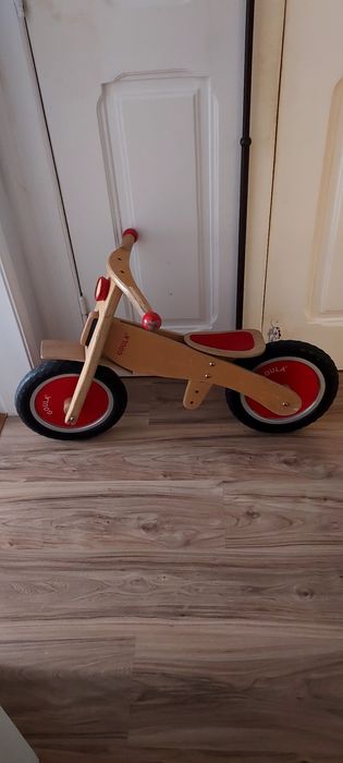 Bicicleta de equilíbrio em madeira