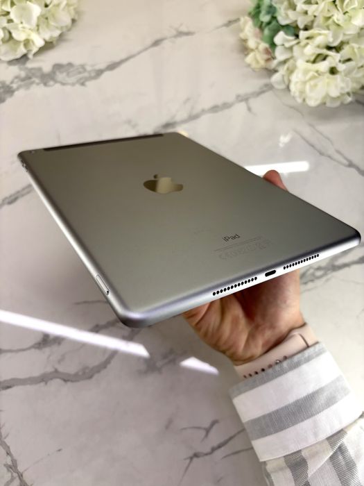 Майже Новий iPad 5 128GB 100%АКБ Space Gray (Магазин Гарантія)