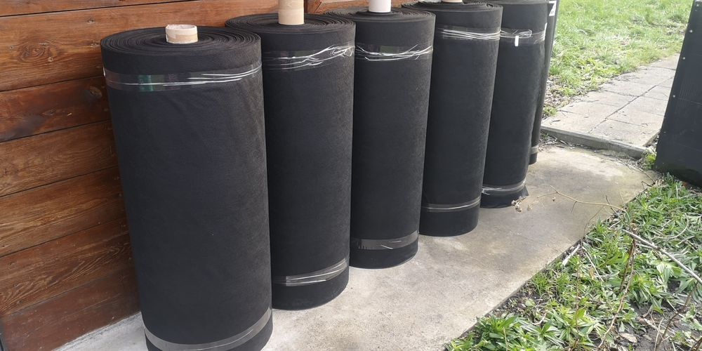 Agrowłókninę pp80 szeroką 150 cm