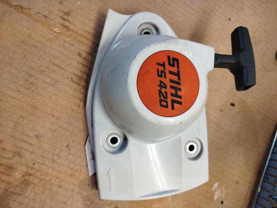 Urządzenie rozruchowe szarpak TS420 STIHL