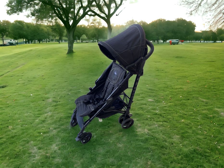 Carrinho de Passeio Chicco, modelo Liteway - Oportunidade