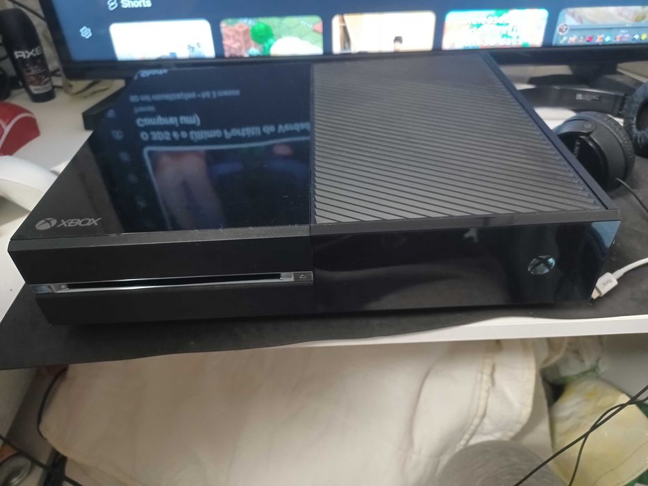 Xbox One usada bom estado