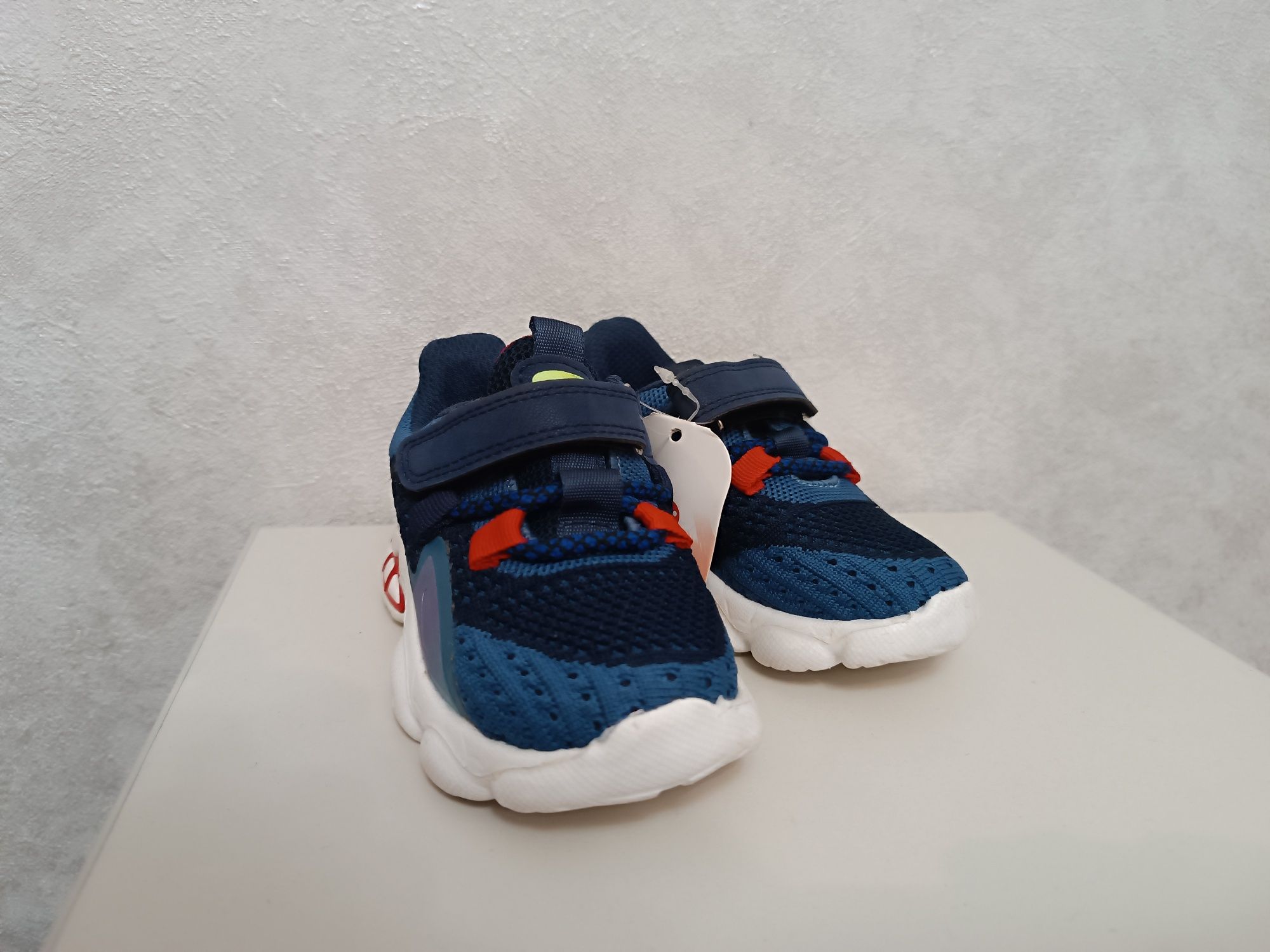 Стильные синие кроссовки на ребёнка детские размеры 21 22 23 24 25