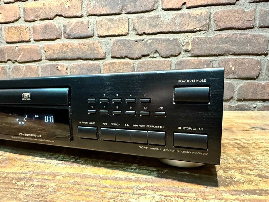 Odtwarzacz CD JVC XL-V 174 2