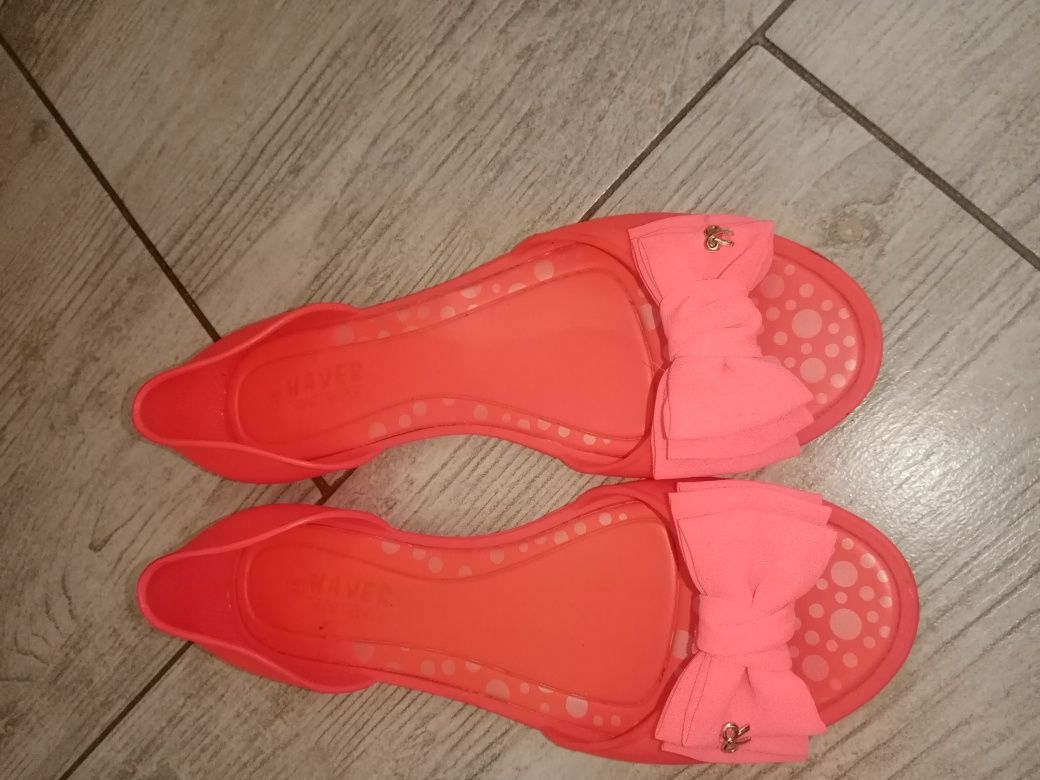 Neonowe meliski 38