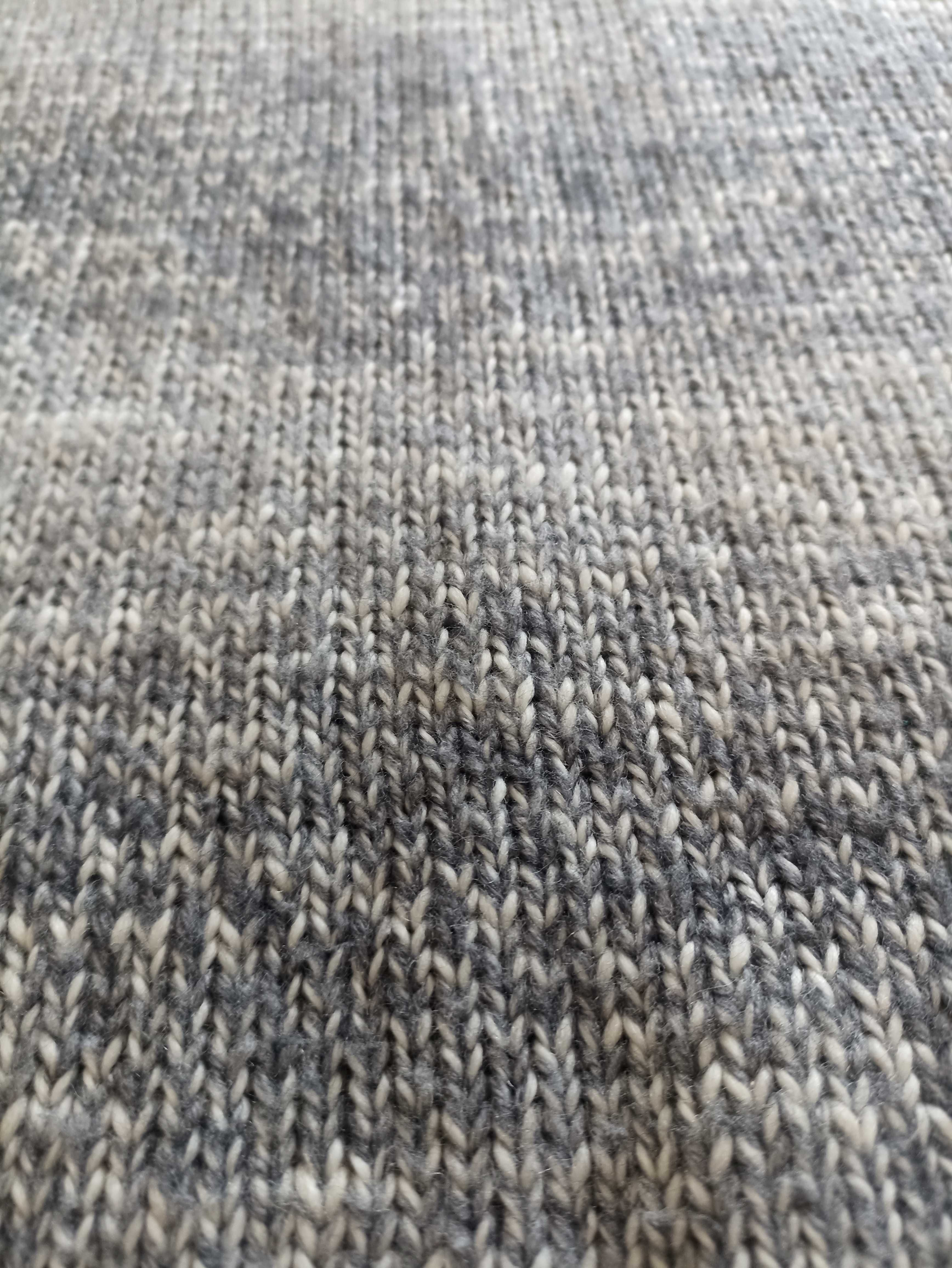 Ciepły sweter z wełną M/L gruby golf