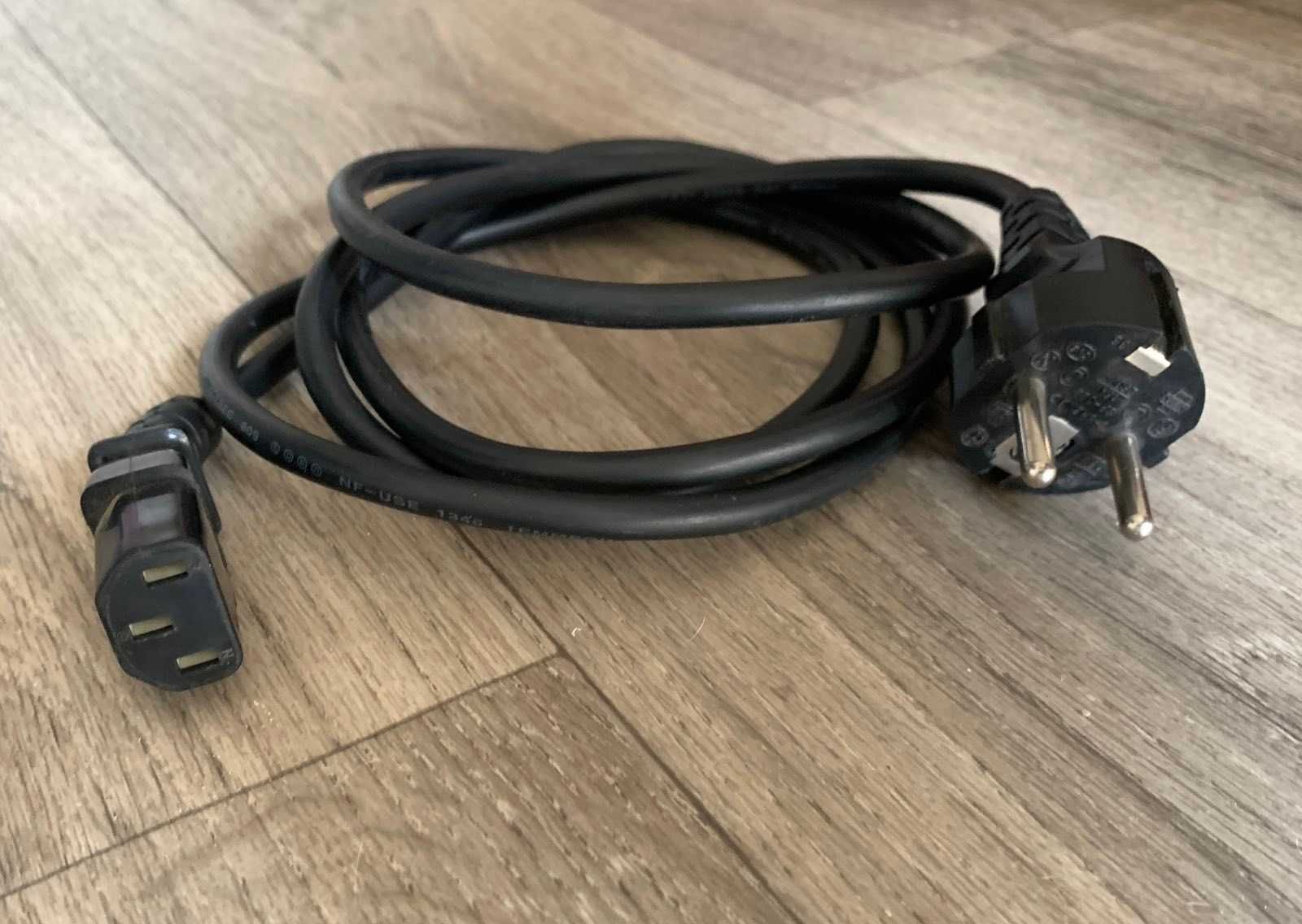 Сетевой кабель питания разъем C13 - Евровилка 250V, 10A 1,8м