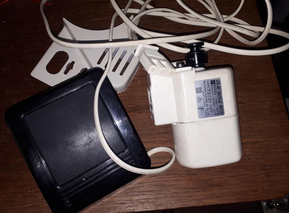 Запчастини для швейних машин