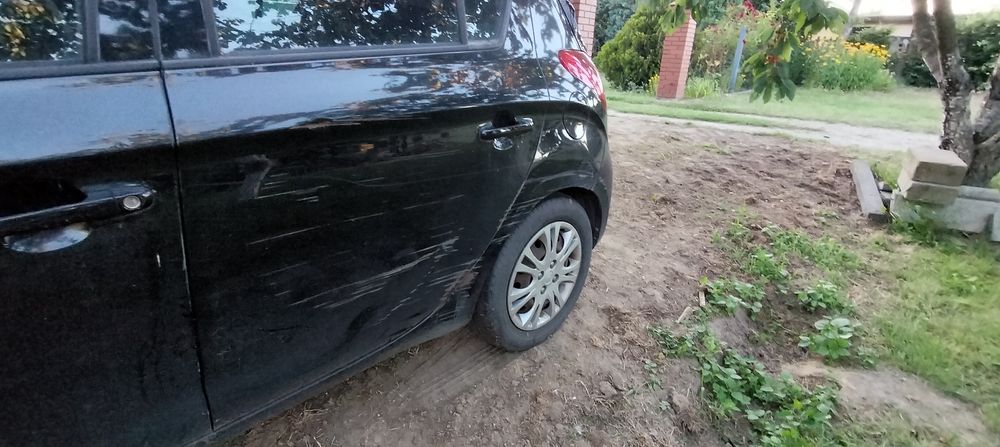 Sprzedam na części lub w całości Hyundai i20