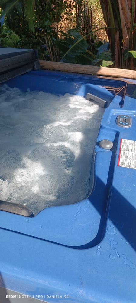 Jacuzzi pouco uso