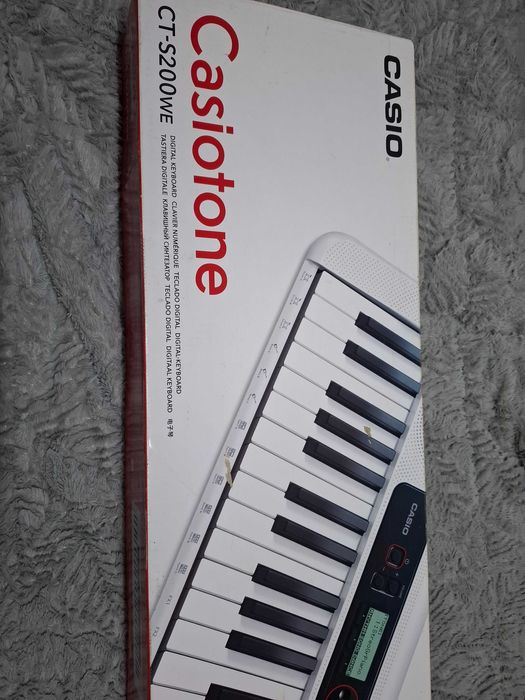 Casiotone CT-S200