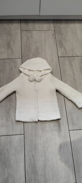 Sweterek rozmiar 104