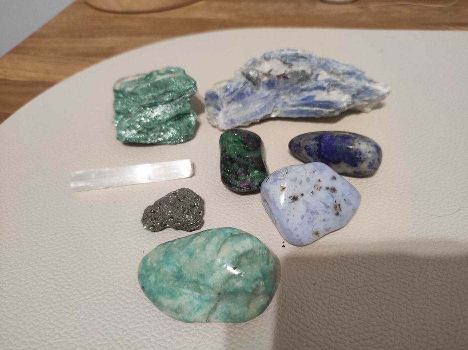 Zestaw kamieni naturalnych