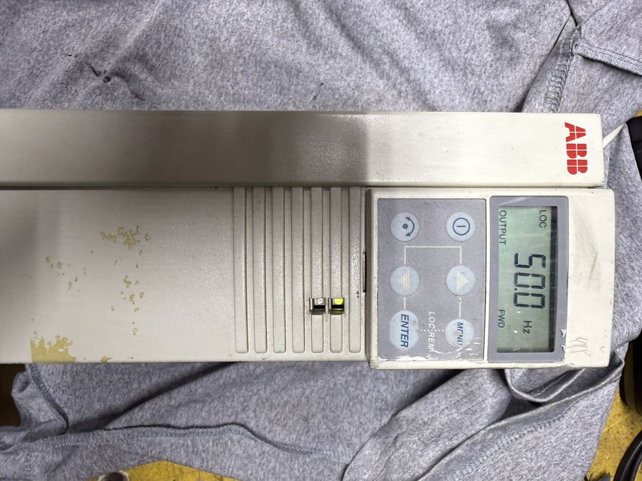 Falownik ABB ACS 141-4K1-1-C  230 volt