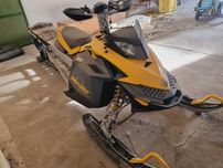 Skuter śnieżny SKI-DOO SKIDO SUMMI REV XP 800. 2008r.