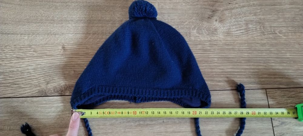 Sprzedam czapkę zimową z wełny merino