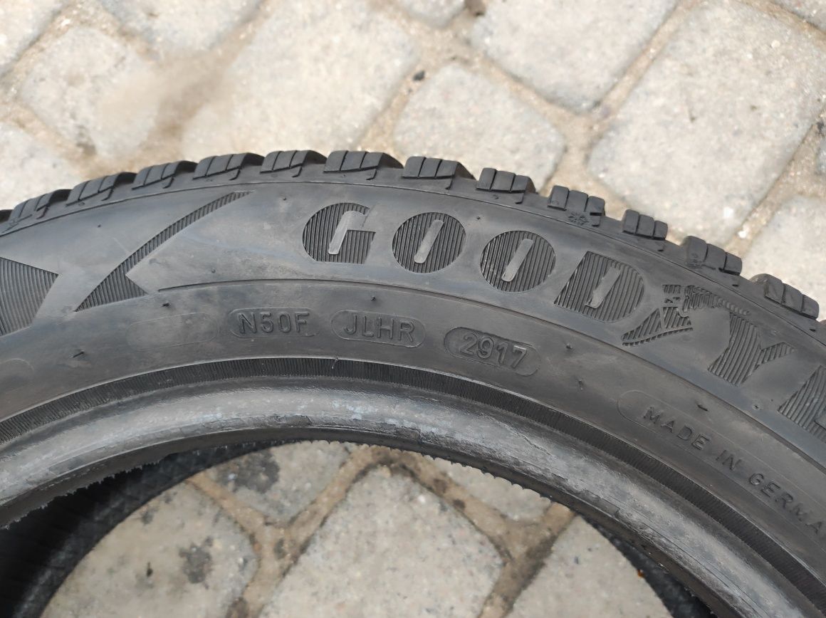 205.55.16 komplet opon zimowych Goodyear UltraGrip 9 bieżnik 8 mm