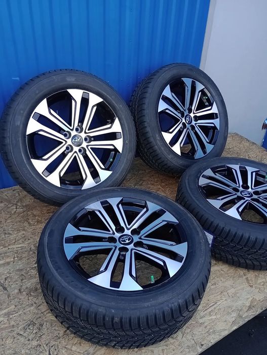 KOŁA ZIMOWE ALUMINIOWE TOYOTA C-HR 5x114 R18 7J ET35 NOWE OPONY TOYO OBSERVE 225/55 R18 102V
