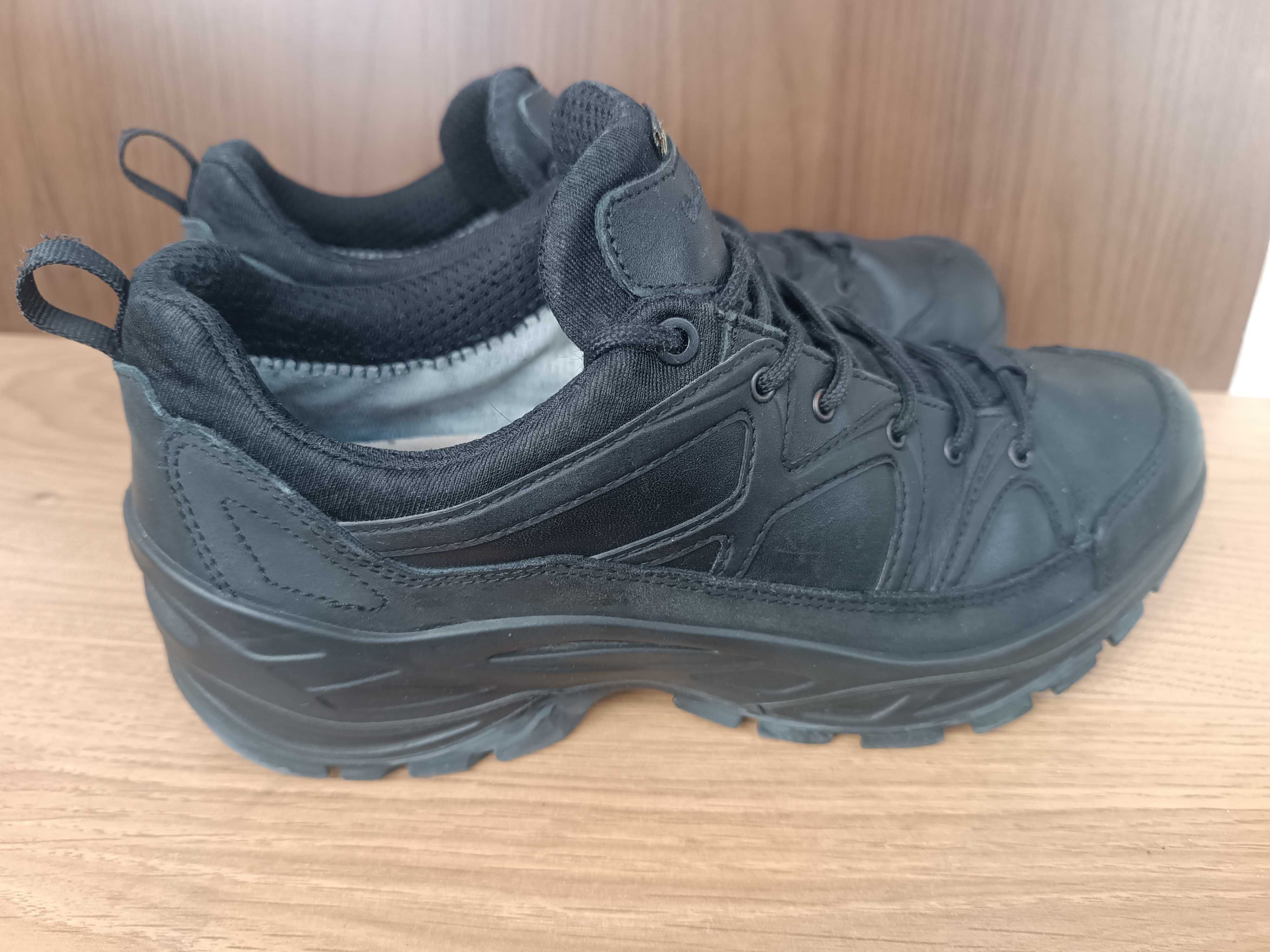 Ботинки Lowa Innox GTX Lo GoreTex 42 размер 27 см кожа .на весну