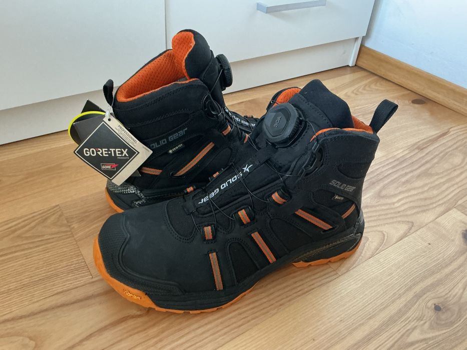 Obuwie robocze S3 Buty SolidGear Phoenix GTX r40