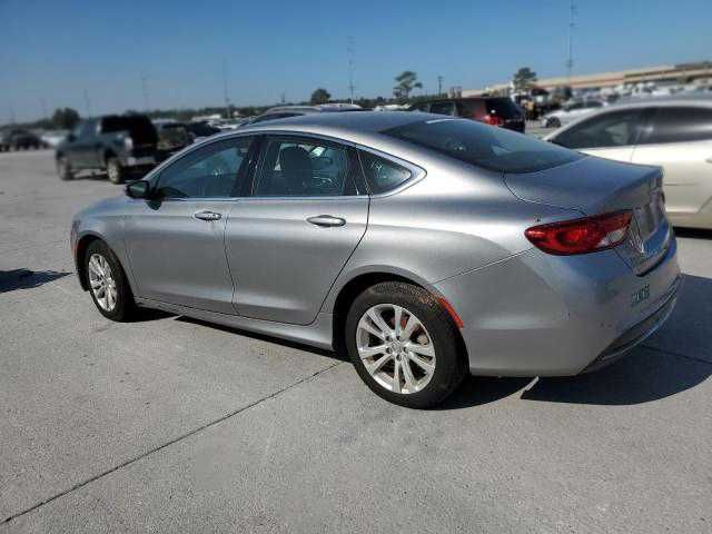 Автомобіль Chrysler 200 Limited 2016 року з США