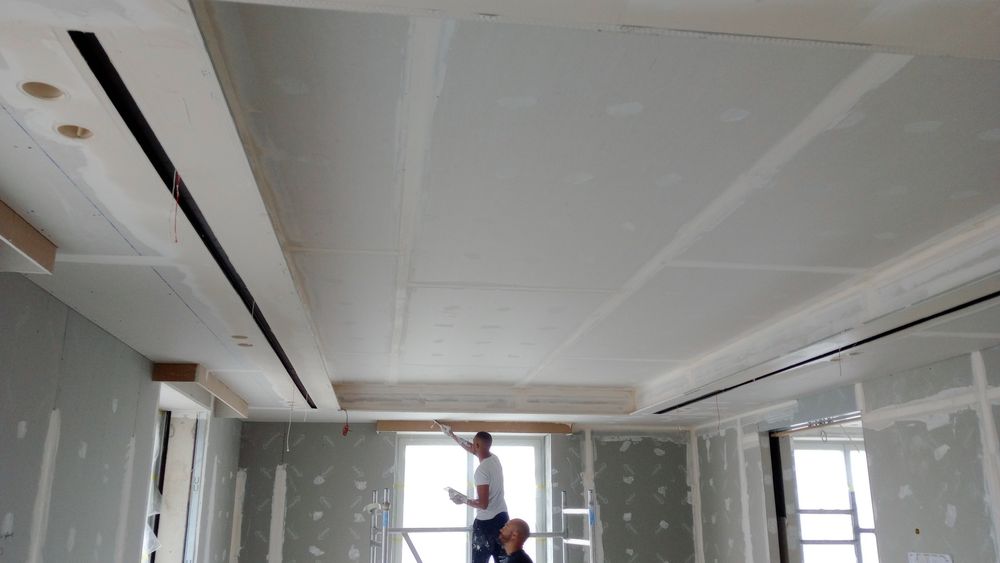 Pladur, Tetos Falsos, Divisórias, Pintura e Pisos Flutuantes – Pro