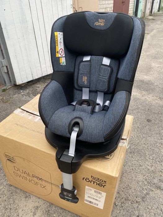 Автокрісло Britax Römer DUALFIX i-SIZE