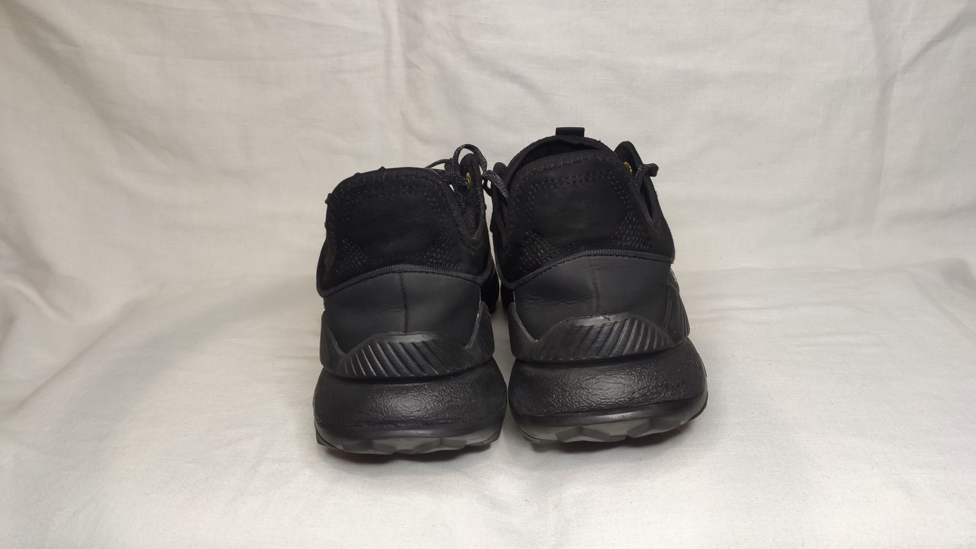 Чоловічі кросівки Adidas Terrex Hyperblue Hiking.Розмір 44