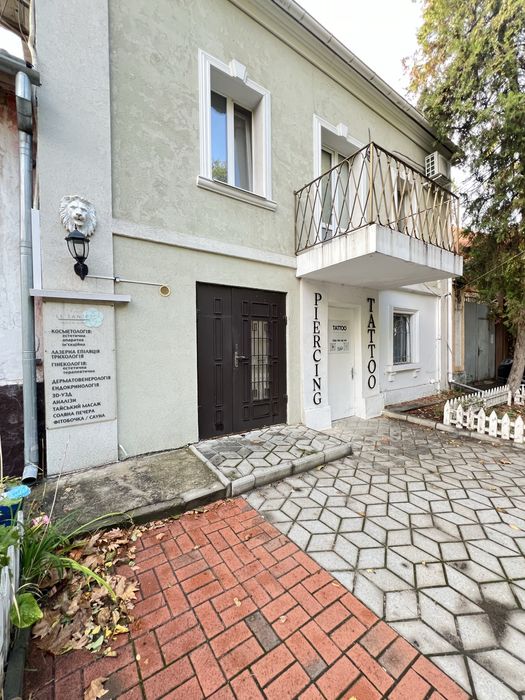 В продажу приміщення в Центрі / вул. Декабристів готовий Бізнес !!!