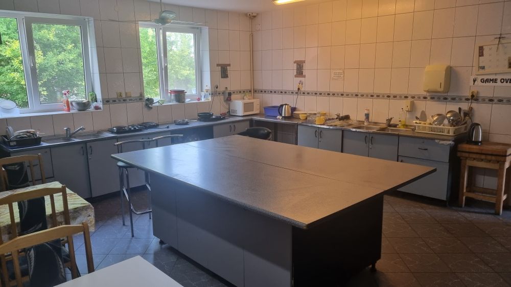 Pokoje z łazienkami i odrębnymi wejsciami z dworu