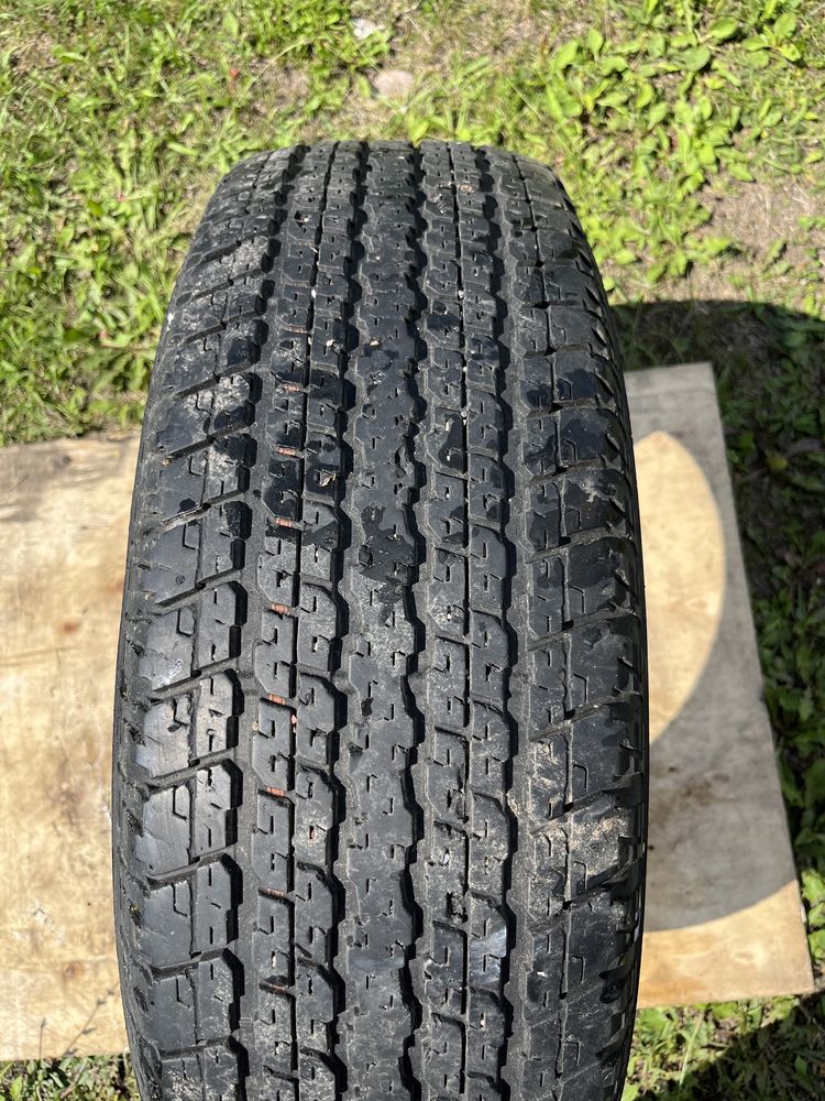 Opony letnie Bridgestone 255/70R18