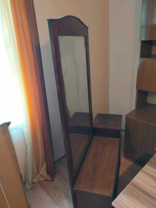 lustro stojące- stary mebel