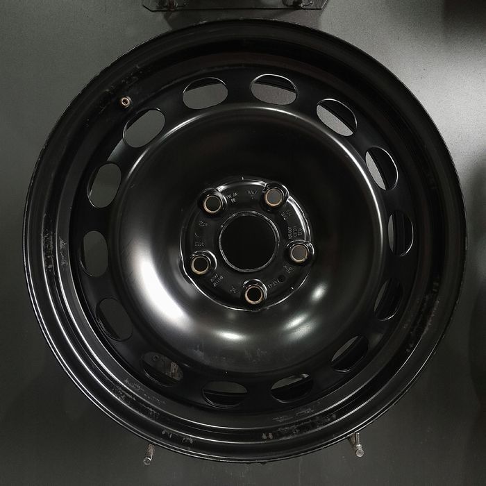 Felgi 16 5x112 Audi Q2, VW T-Roc (F13593-29)