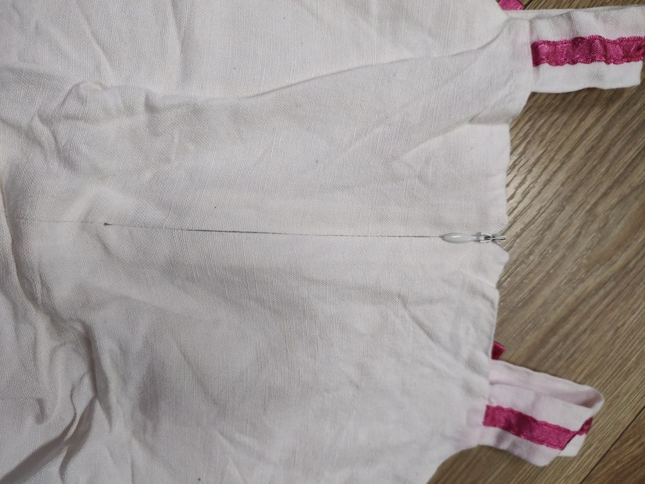 Zestaw góra i dół spódniczka i top len dziewczynka rozmiar 4-5 lat.