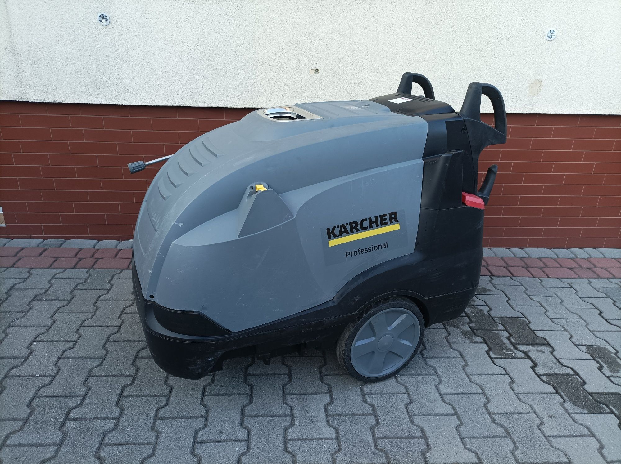 Myjka gorąco wodna Karcher HDS 8/18-4m