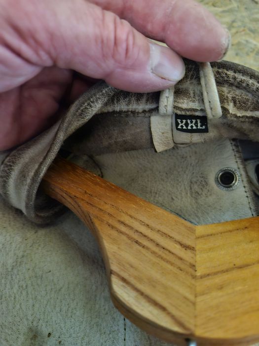 Kurka spawalnicza że skóry stan uzywane