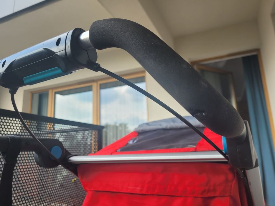 Wózek Thule Urban Glide 2: pałąk, ochrona na deszcz i śnieg,moskitiera