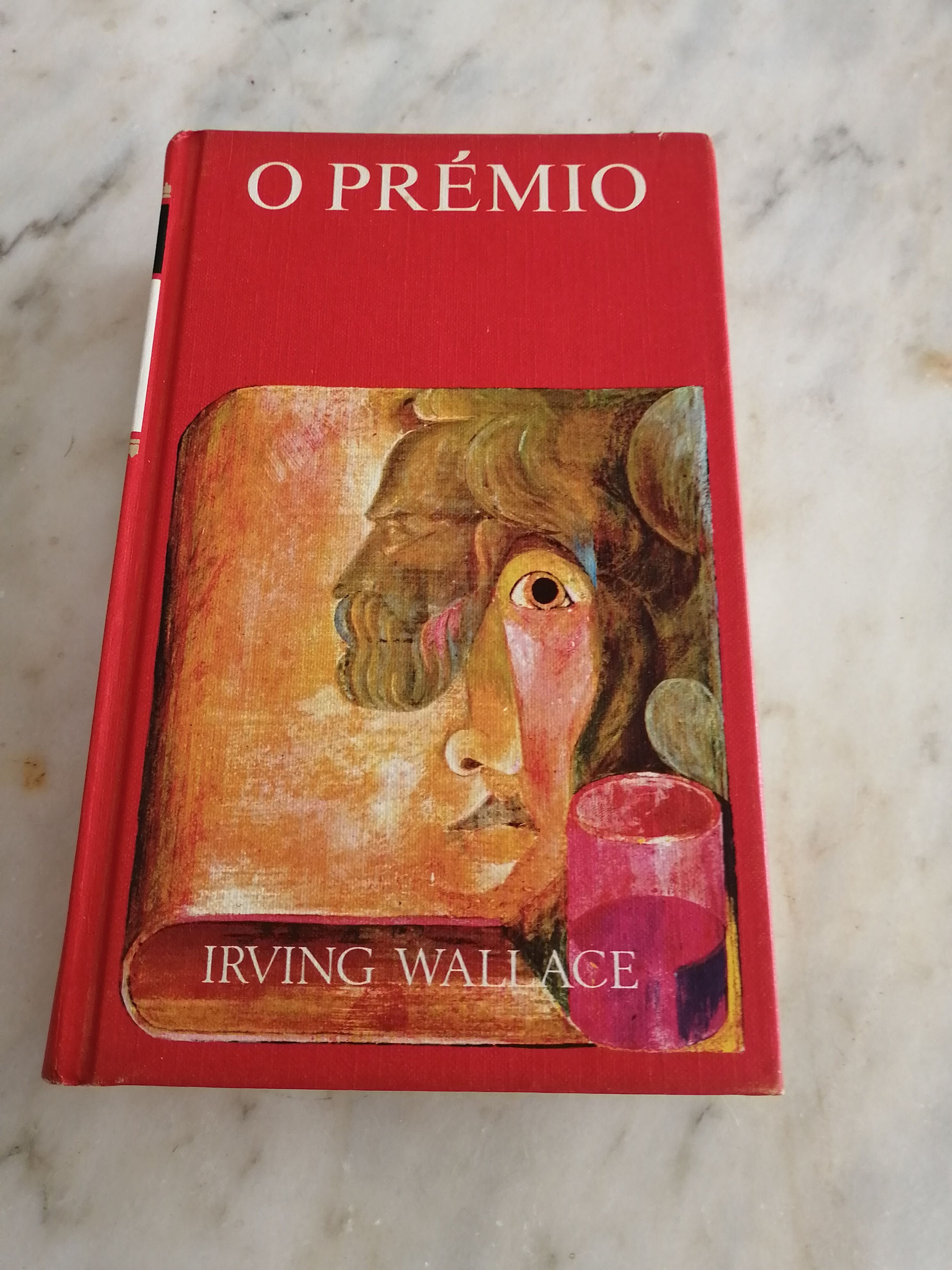 conjunto de 2 livros em bom estado